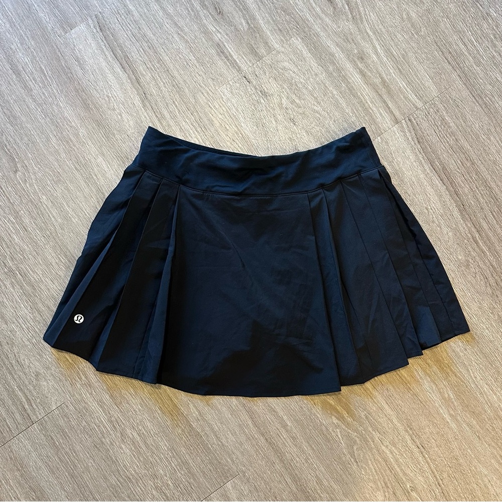Lululemon Skirt, Black, size 6